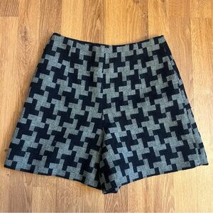 Carven Black and Gray Houndstooth Virgin Wool & Cotton High Waisted Shorts